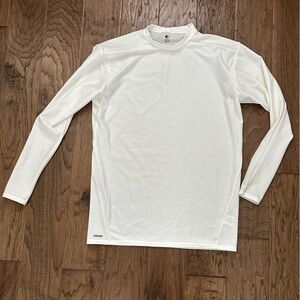Men’s Star white long sleeve dry fit workout shirt size 2XL